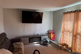 5520 Eagle St, Denver, CO 80239 - Photo 8