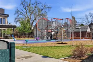 2910 Locust St, Denver, CO 80207 - Photo 42