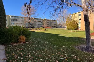 660 S Alton Way, Denver, CO 80247 - Photo 24