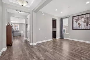 4862 S Versailles Ct, Aurora, CO 80015 - Photo 6