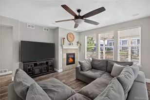 4862 S Versailles Ct, Aurora, CO 80015 - Photo 12