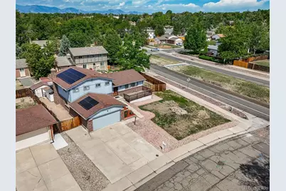 8293 Yukon Court, Arvada, CO 80005 - Photo 4