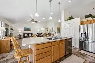 11330 Nome St, Commerce City, CO 80640 - Photo 14