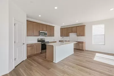 13566 E 110th Drive, Commerce City, CO 80022 - Photo 12