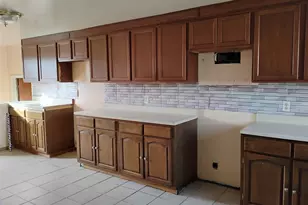 6081 E 61st Ave, Commerce City, CO 80022 - Photo 16