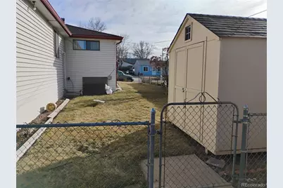 6081 E 61st Avenue, Commerce City, CO 80022 - Photo 8