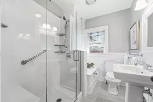 2332 N Glencoe St, Denver, CO 80207 - Photo 18