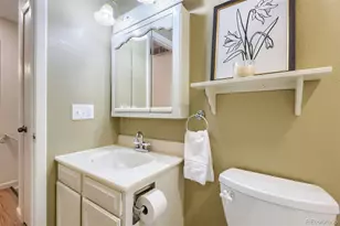 4851 S Quintero Cir, Aurora, CO 80015 - Photo 14