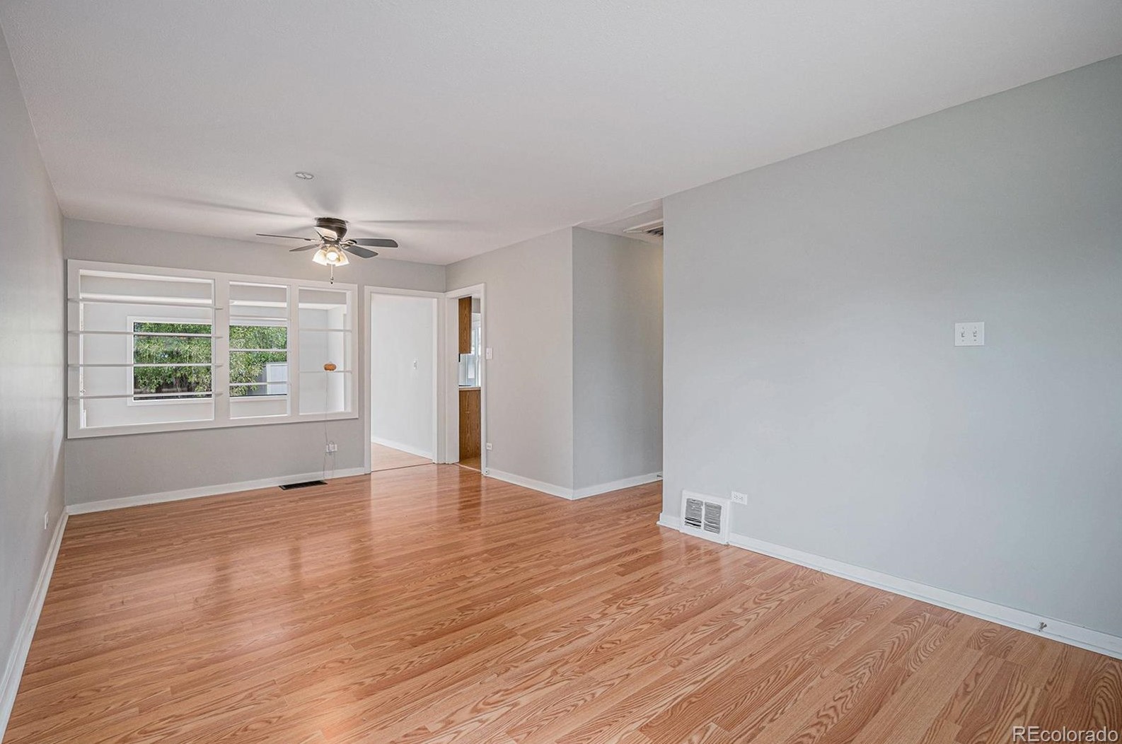 10525 Montview Blvd, Denver CO  80010-2334 exterior