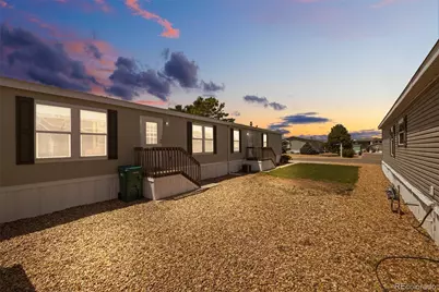 10630 Titan Avenue, Longmont, CO 80504 - Photo 2