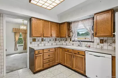 7431 Terry Court, Arvada, CO 80007 - Photo 10