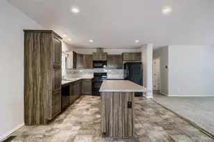 8730 Tamarac St, Commerce City, CO 80022 - Photo 8