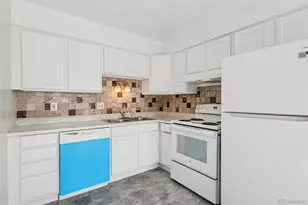 2105 Coronado Pkwy N, Denver, CO 80229 - Photo 14