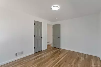 1172 Iola Street, Aurora, CO 80010 - Photo 8
