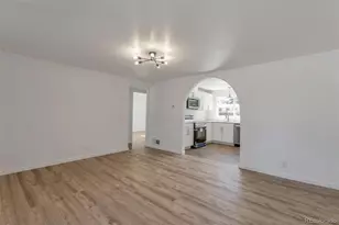 1172 Iola St, Aurora, CO 80010 - Photo 2