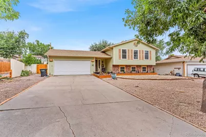 607 Phay Avenue, Canon City, CO 81212 - Photo 2
