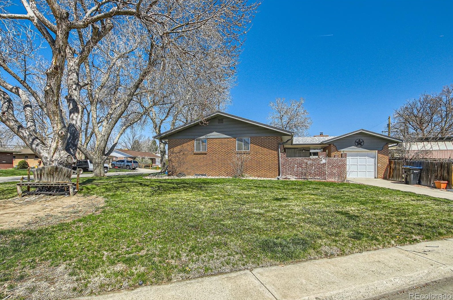 5126 Hoyt St, Arvada CO  80002-4212 exterior