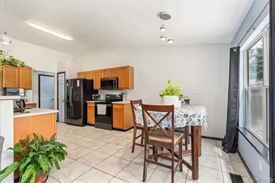 19564 E Ithaca Place, Aurora, CO 80013 - Photo 4
