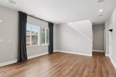 10201 Truckee Way, Commerce City, CO 80022 - Photo 4