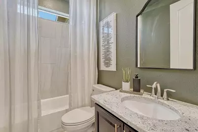 8055 S Vandriver Way, Aurora, CO 80016 - Photo 14
