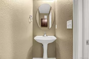 23560 Alamo Pl, Aurora, CO 80016 - Photo 10