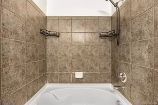 23560 Alamo Pl, Aurora, CO 80016 - Photo 16