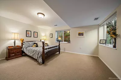 8251 S Quatar Circle, Aurora, CO 80016 - Photo 36