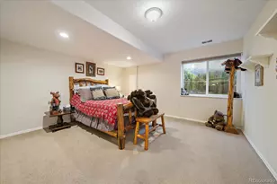 8251 S Quatar Cir, Aurora, CO 80016 - Photo 34