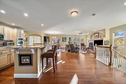 8251 S Quatar Circle, Aurora, CO 80016 - Photo 2