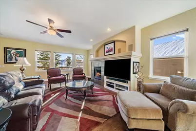 8251 S Quatar Circle, Aurora, CO 80016 - Photo 6