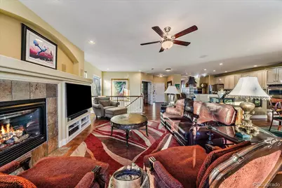 8251 S Quatar Circle, Aurora, CO 80016 - Photo 8