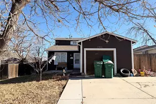 17464 E Temple Dr, Aurora, CO 80015 - Photo 2