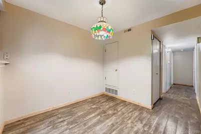 1876 S Pitkin Circle #B, Aurora, CO 80017 - Photo 4