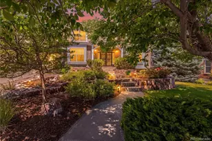 6521 S Walden Way, Aurora, CO 80016 - Photo 2