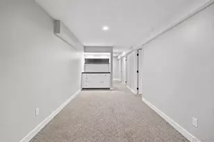 2318 S Troy St, Aurora, CO 80014 - Photo 24