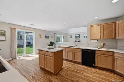 13927 Hudson Way, Thornton, CO 80602 - Photo 8
