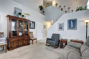 10554 Tracewood Cir, Highlands Ranch, CO 80130 - Photo 4