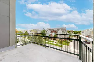 8185 E Lowry Blvd, Denver, CO 80230 - Photo 32