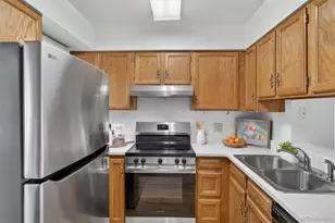 6822 S Independence St, Littleton, CO 80128 - Photo 12