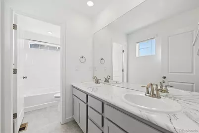 10983 Uvalda Street, Commerce City, CO 80022 - Photo 18