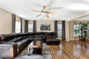 17254 Lark Water Ln, Parker, CO 80134 - Photo 14