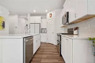 9248 Salida, Commerce City, CO 80022 - Photo 8