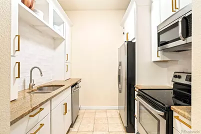 3249 W Fairview Place #111, Denver, CO 80211 - Photo 8