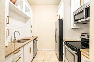 3249 W Fairview Pl, Denver, CO 80211 - Photo 8