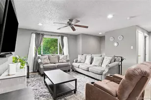 18 Kodiak Ct, Longmont, CO 80504 - Photo 4