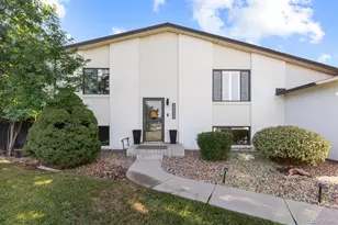 12438 W 70th Pl, Arvada, CO 80004 - Photo 2