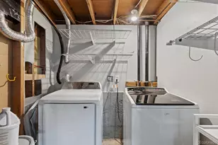 12438 W 70th Pl, Arvada, CO 80004 - Photo 32