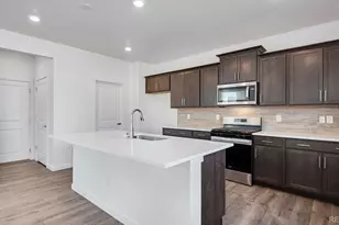 13926 Garnet Dr, Mead, CO 80504 - Photo 2