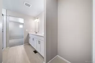 22382 E 38th Pl, Aurora, CO 80019 - Photo 26