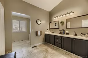 8685 Aberdeen Cir, Highlands Ranch, CO 80130 - Photo 18